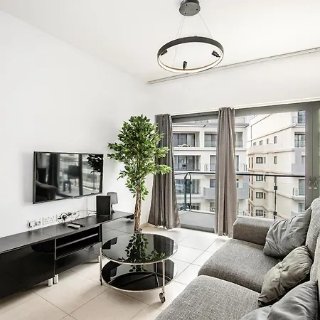 Modern In The Heart Of St Julians Apartamento